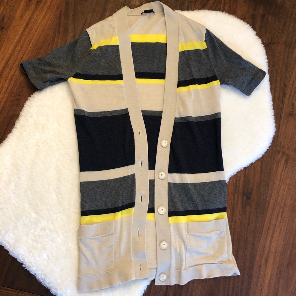 Tunic, short sleeve wool cardigan